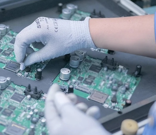 Through Hole PCB Assembly Services